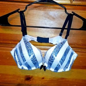 Victoria's secret Very Sexy Push-up 36A
